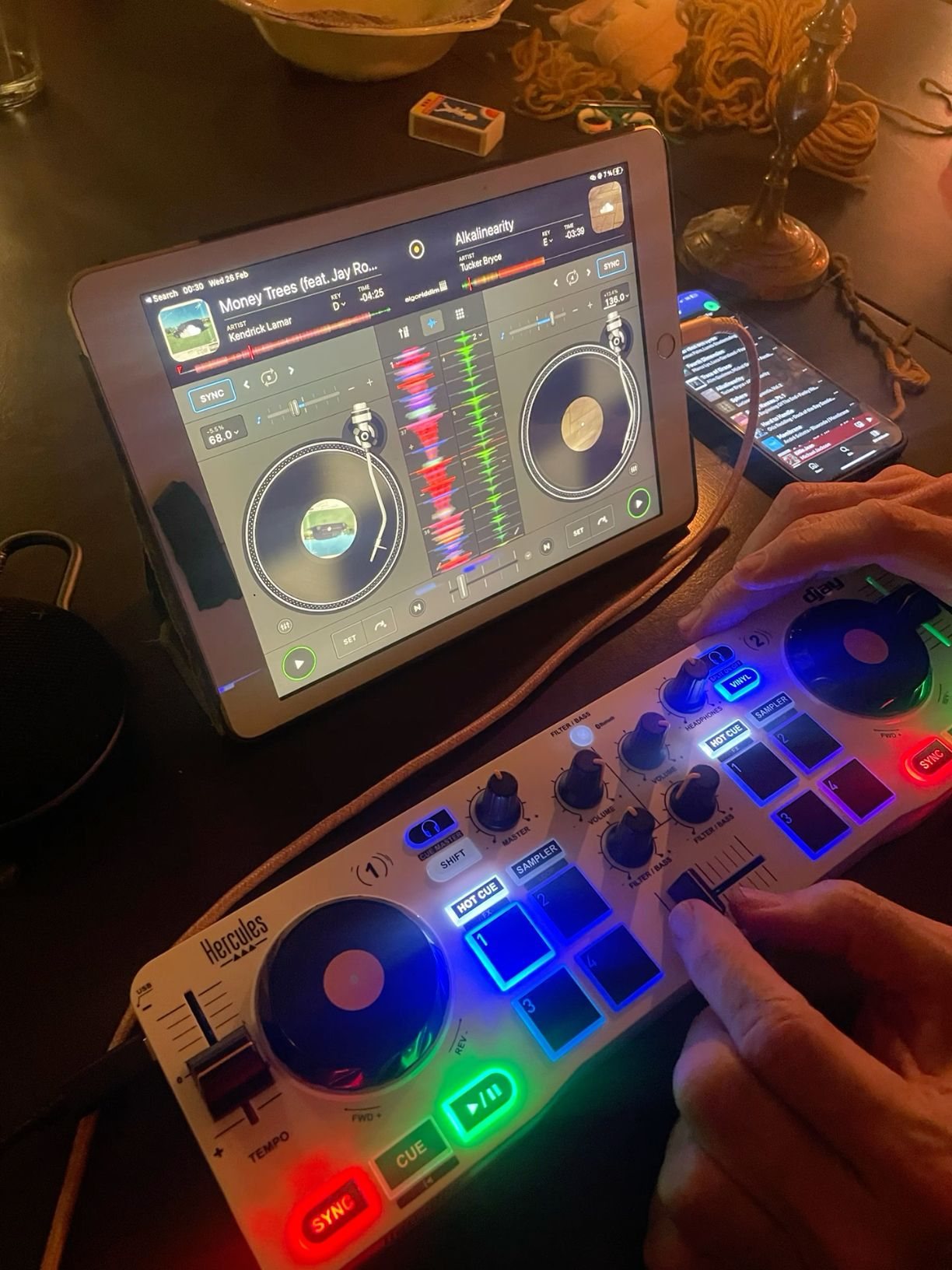 djay (Algoriddim) screenshot 7
